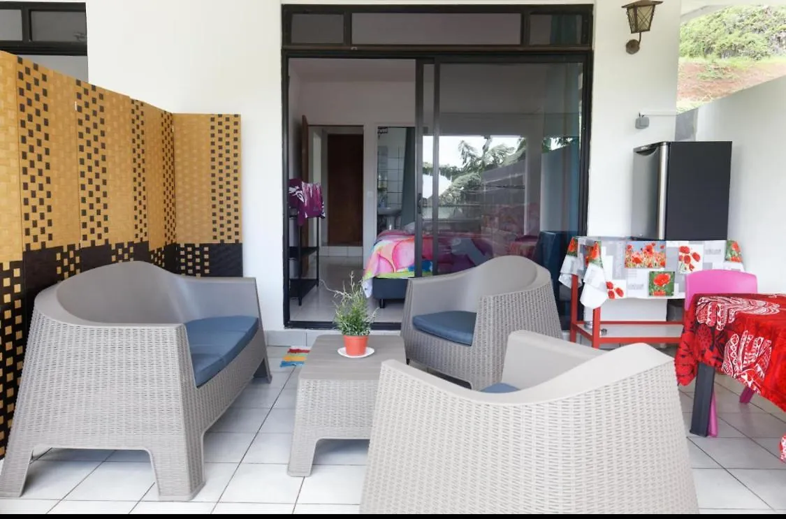 A Tomo Mai Hotel Uturoa Guest house